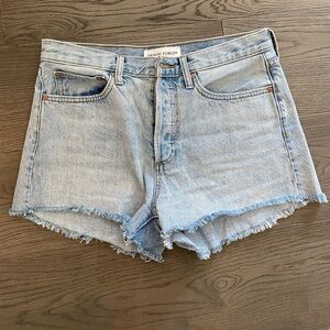 BNWOT Aritzia Denim Forum Ex-Boyfriend shorts sz 28